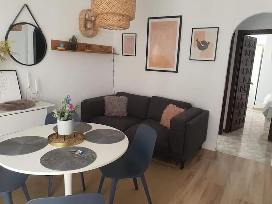 Costa Blanca Family Apartments One Bedroom Apartment ตอร์เรเวียคา ภายนอก รูปภาพ